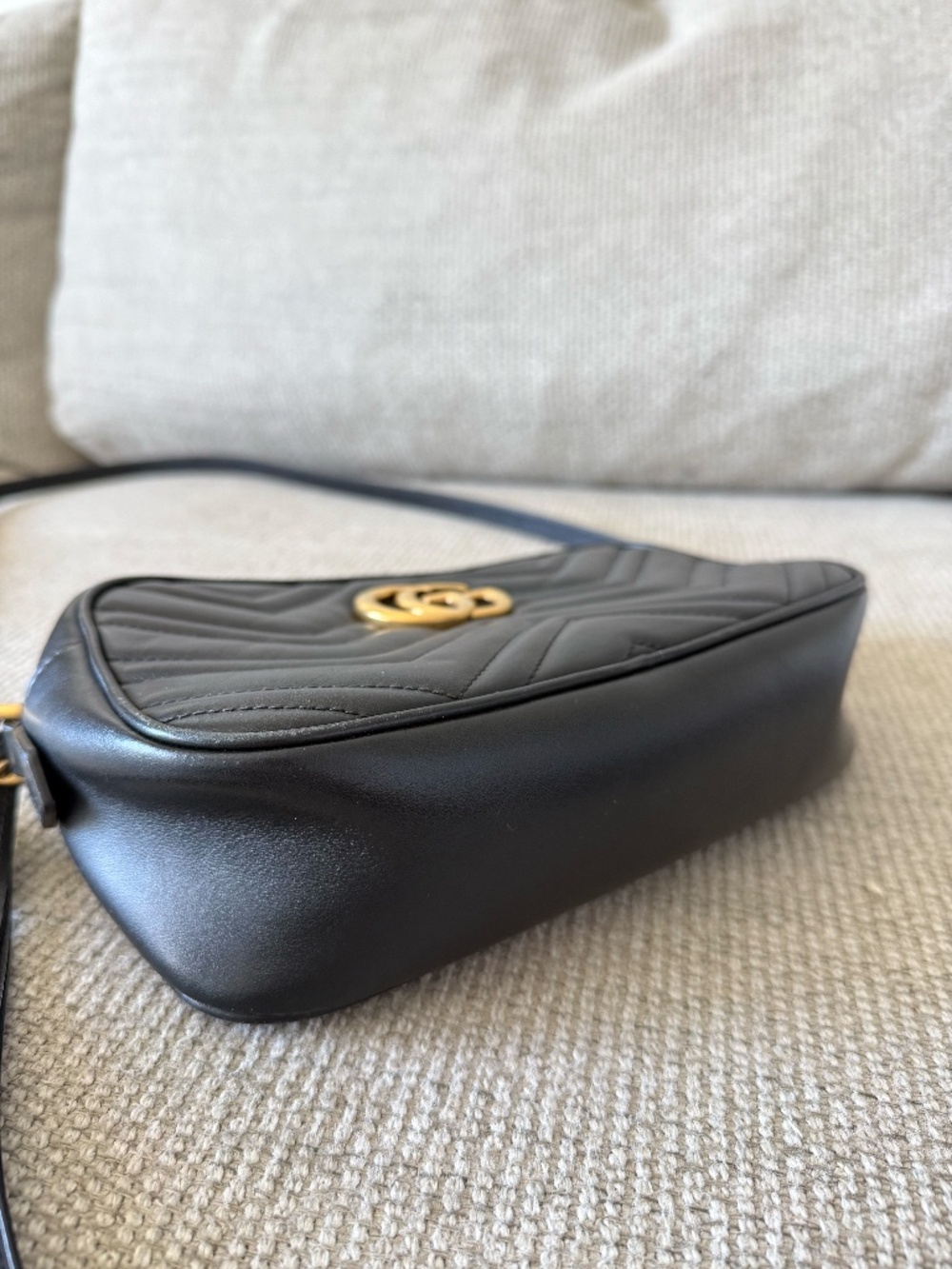 Gucci Calfskin Matelasse Small GG Marmont Chain Shoulder Bag Black